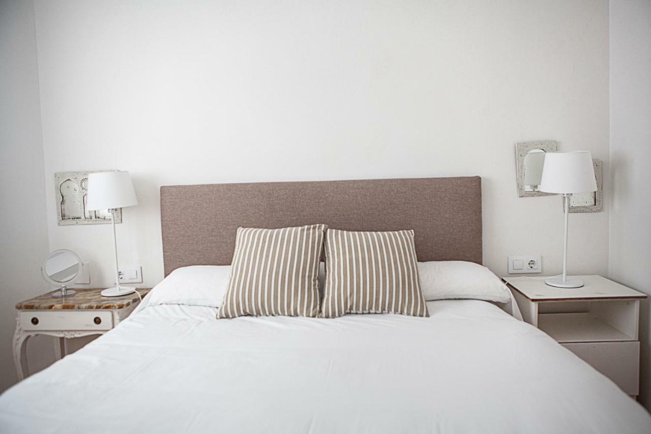 Apartamento Mendoza セビリア エクステリア 写真