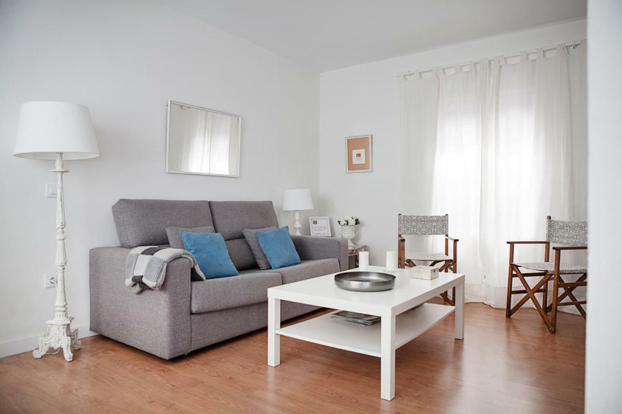 Apartamento Mendoza セビリア エクステリア 写真